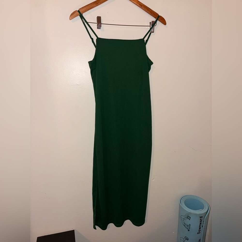 H&M Women’s Green Sundress – XS – Casual Chic